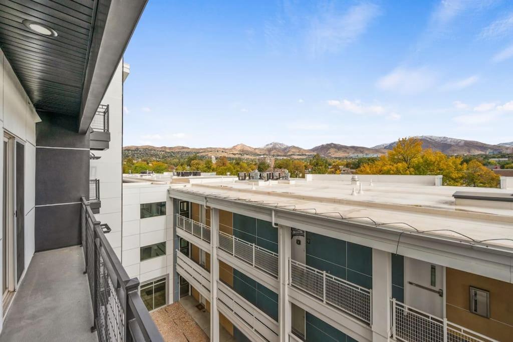 City View Boho Apt Stocked W Everything You Need Salt Lake City Exteriör bild