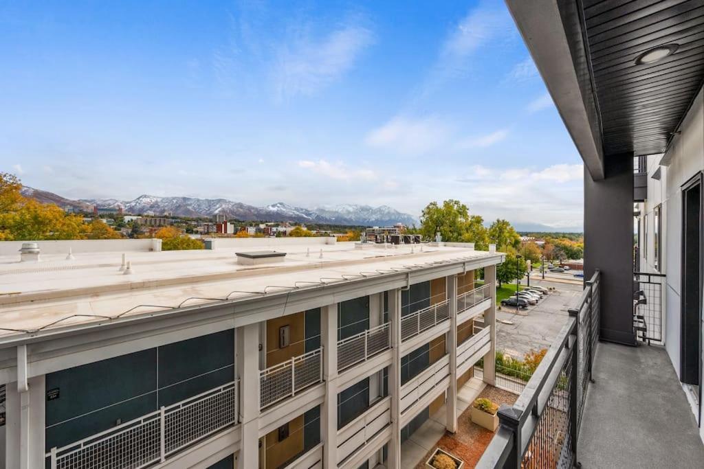 City View Boho Apt Stocked W Everything You Need Salt Lake City Exteriör bild